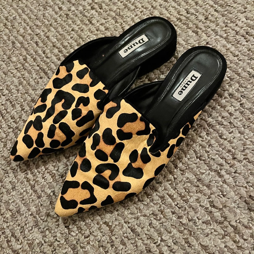 DUNE leopard skin slip on 39 / 8